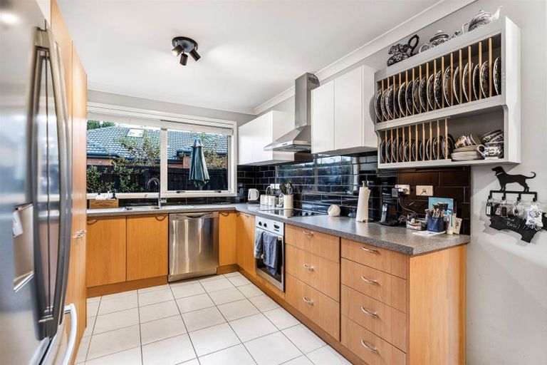 Photo of property in 31 Putake Drive, Parklands, Christchurch, 8083