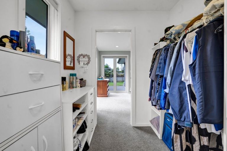 Photo of property in 12e Takiroa Street, Urenui, 4375