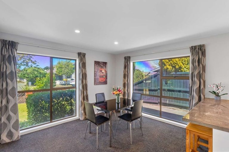 Photo of property in 4 Jacaranda Place, Parklands, Christchurch, 8083