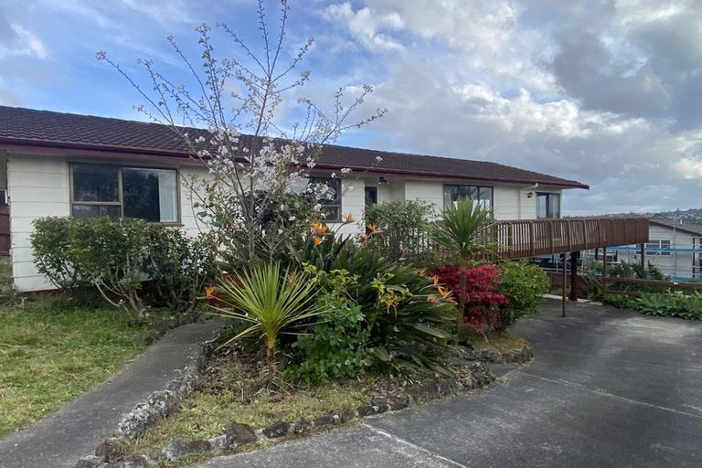 Photo of property in 30 Lewisham Street, Highland Park, Auckland, 2010