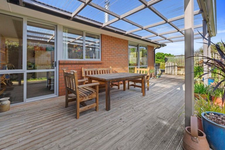 Photo of property in 5 Olive Close, Omokoroa, 3114