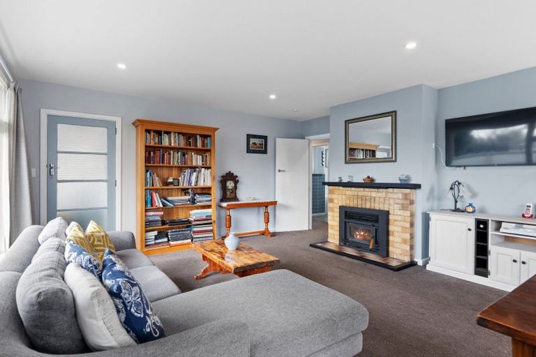 Photo of property in 29 Holmes Street, Darfield, 7510