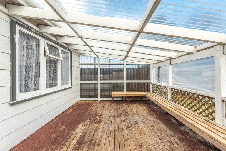 Photo of property in 27 Matipo Street, Castlecliff, Whanganui, 4501