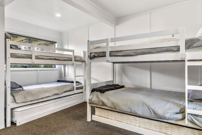 Photo of property in 14a Weka Road, Waipahihi, Taupo, 3330