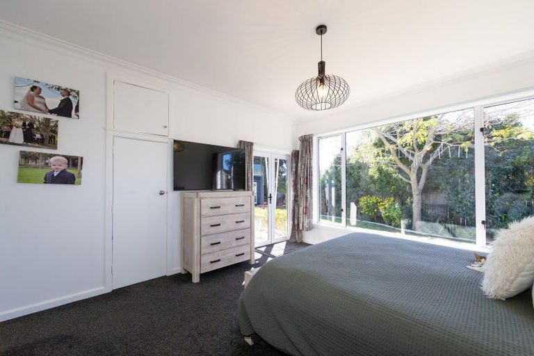 Photo of property in 113 Taradale Road, Onekawa, Napier, 4110