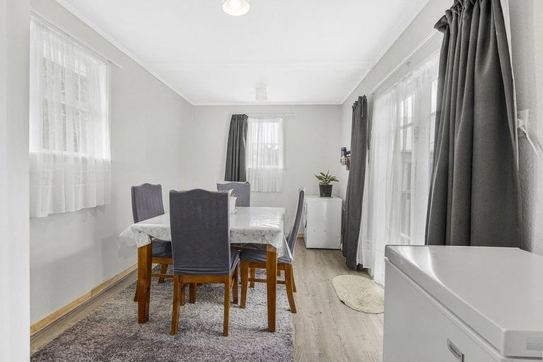 Photo of property in 68 Paul Crescent, Fairfield, Hamilton, 3214