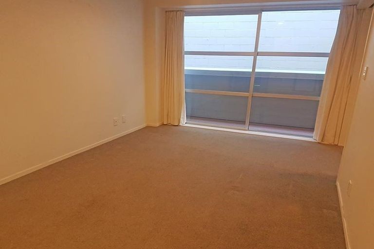 Photo of property in 8 Clayton Street, Saint Clair, Dunedin, 9012