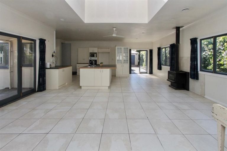 Photo of property in 50 Sunset Road, Mangakakahi, Rotorua, 3015