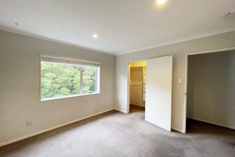Photo of property in 9 Lucca Crescent, Flat Bush, Auckland, 2019