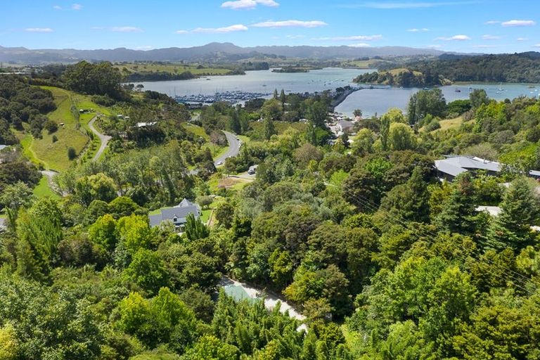 Photo of property in 26 Brick Bay Drive, Sandspit, Warkworth, 0982