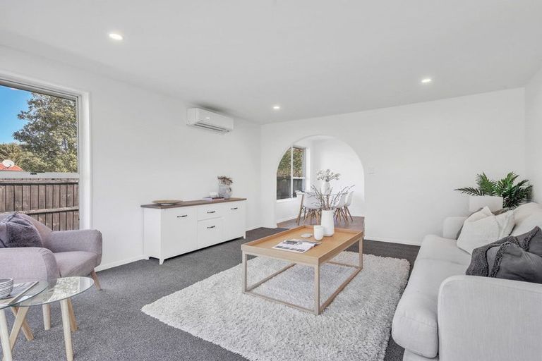 Photo of property in 2/3 Sequoia Place, Parklands, Christchurch, 8083