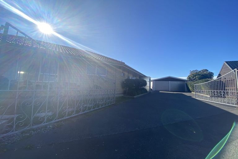 Photo of property in 8 Gibbs Place, Halswell, Christchurch, 8025