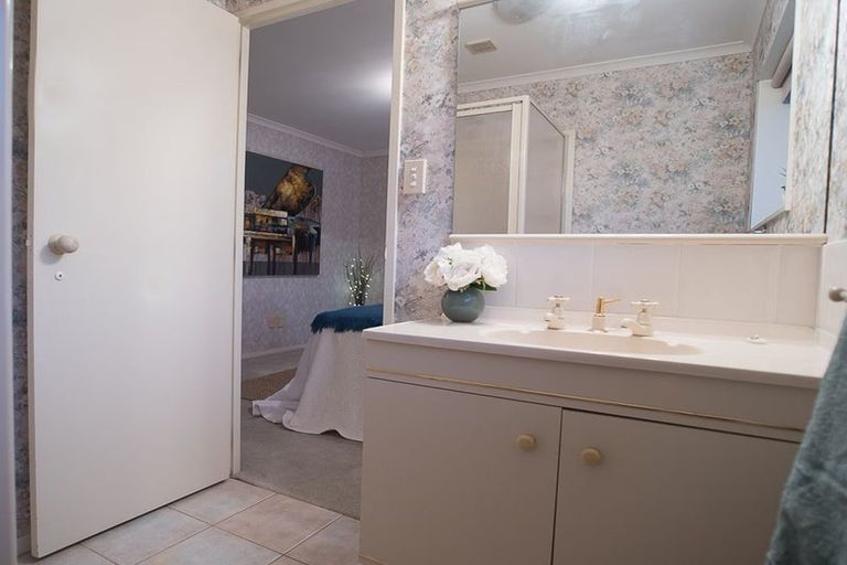 Photo of property in 37 Luculia Drive, Mount Maunganui, 3116