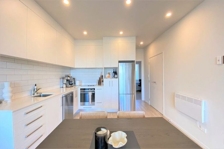 Photo of property in 208/165 Lake Road, Northcote, Auckland, 0627