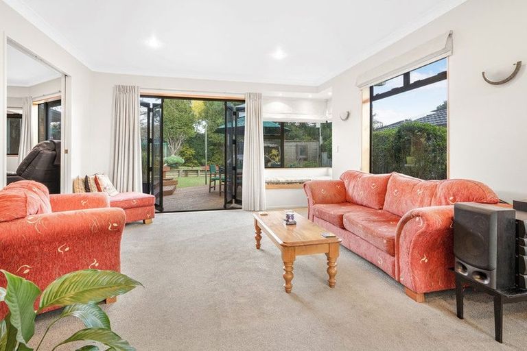 Photo of property in 42 Bramley Drive, Rototuna, Hamilton, 3210