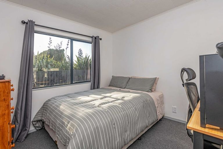 Photo of property in 91 Benmore Avenue, Cloverlea, Palmerston North, 4412