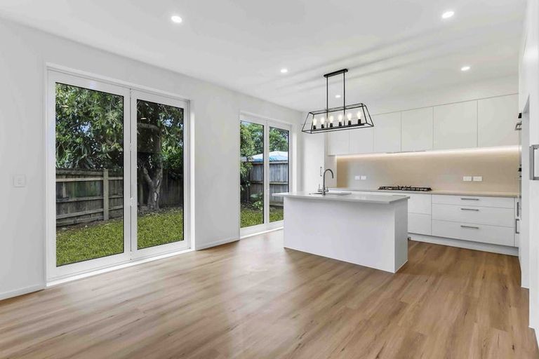 Photo of property in 1a Bernard Street, Papatoetoe, Auckland, 2025