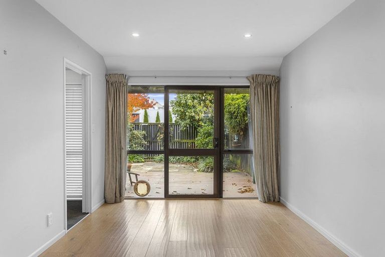 Photo of property in 62a Merivale Lane, Merivale, Christchurch, 8014