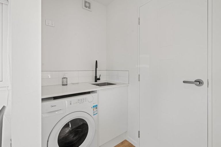 Photo of property in 1/61 Waltham Road, Sydenham, Christchurch, 8023