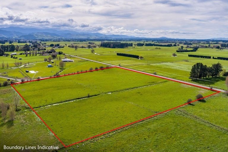 Photo of property in 460 Park Road, Parkvale, Carterton, 5792