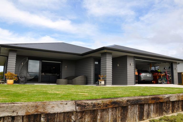 Photo of property in 21 Surfers Avenue, Waihi Beach, 3611