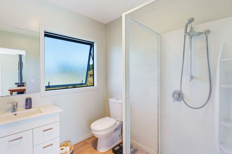 Photo of property in 17 Henham Lane, Waikawa Beach, Levin, 5573
