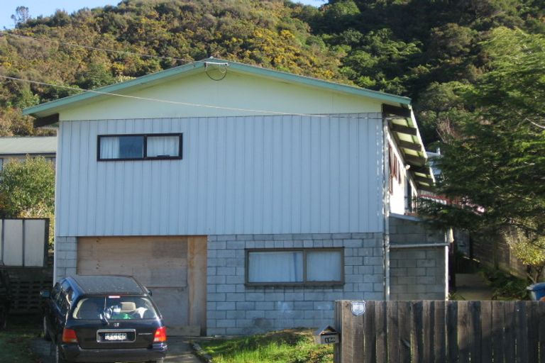 Photo of property in 156 George Street, Stokes Valley, Lower Hutt, 5019