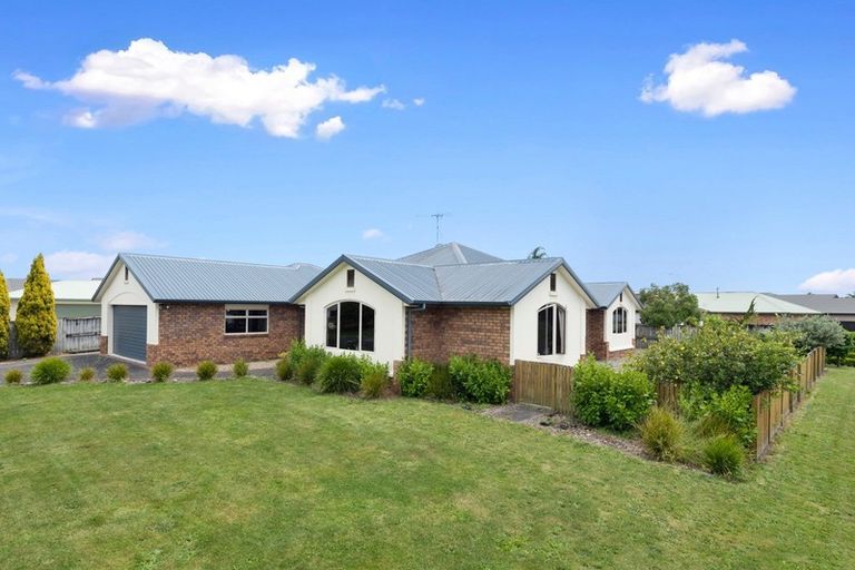 Photo of property in 55 Edenpark Drive, Rototuna North, Hamilton, 3210