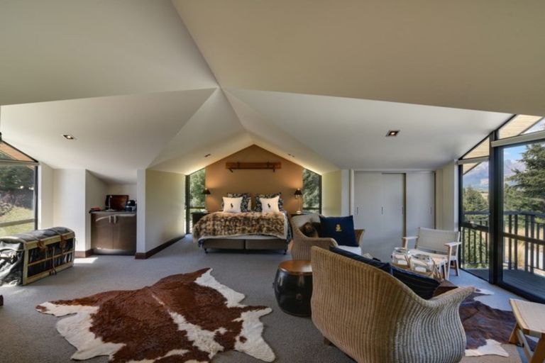 Photo of property in 41 Precipice Lane, Glenorchy, 9372