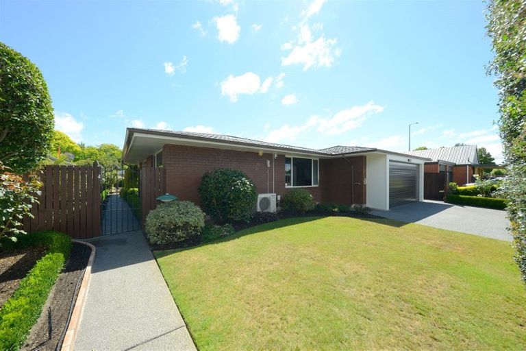 Photo of property in 4 Strathean Avenue, Avonhead, Christchurch, 8042