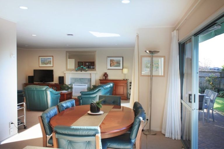 Photo of property in 2/232 Kepa Road, Mission Bay, Auckland, 1071