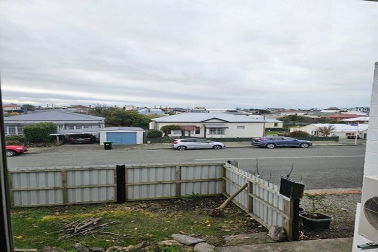 Photo of property in 2/82 Arthur Street, Seaview, Timaru, 7910