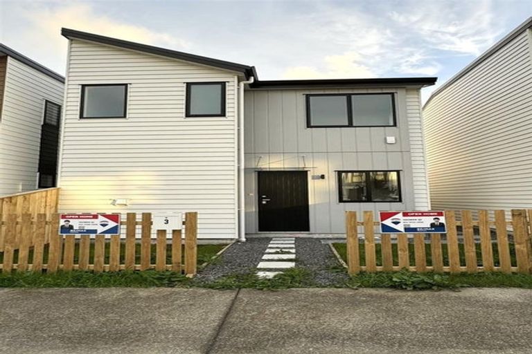 Photo of property in 3 Te Kaapia Road, Papakura, 2110