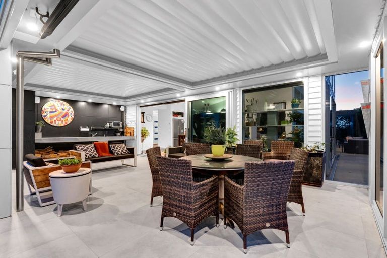 Photo of property in 412a Corbett Road, Lepperton, New Plymouth, 4373