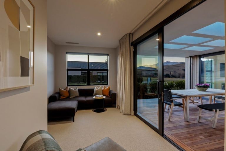 Photo of property in Kawarau Heights, 71 Kawarau Heights Boulevard, Lake Hayes, Queenstown, 9304