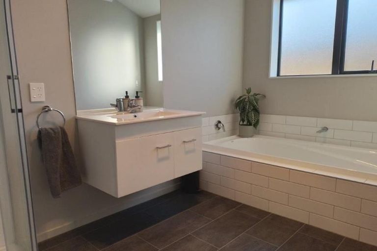 Photo of property in 77 Sir John Mckenzie Avenue, Yaldhurst, Christchurch, 8042