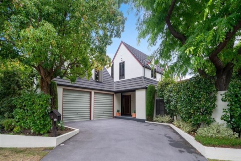 Photo of property in 12 Tripp Place, Ilam, Christchurch, 8041