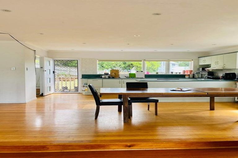 Photo of property in 2/5 Carr Street, Te Kamo, Whangarei, 0112