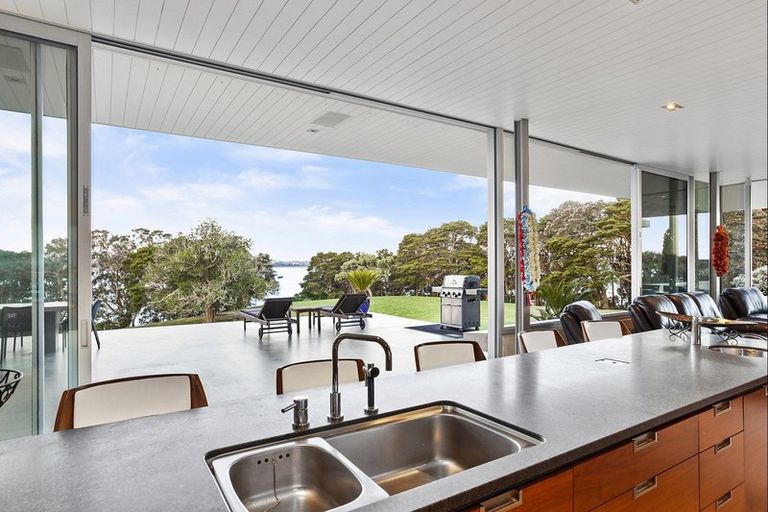 Photo of property in 657 Pukapuka Road, Pohuehue, Warkworth, 0983