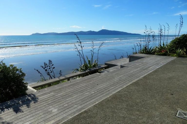 Photo of property in 74 The Esplanade, Raumati South, Paraparaumu, 5032