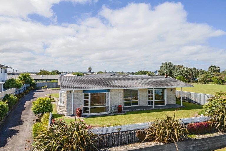 Photo of property in 140 Parklands Avenue, Bell Block, New Plymouth, 4312