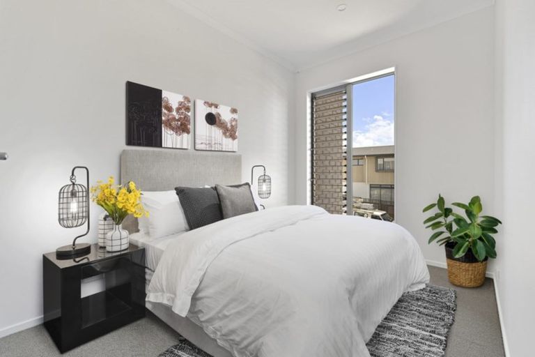 Photo of property in 34 Wallace Road, Hobsonville, Auckland, 0616