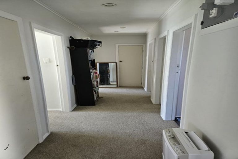 Photo of property in 56 Banbury Crescent, Fairfield, Hamilton, 3214