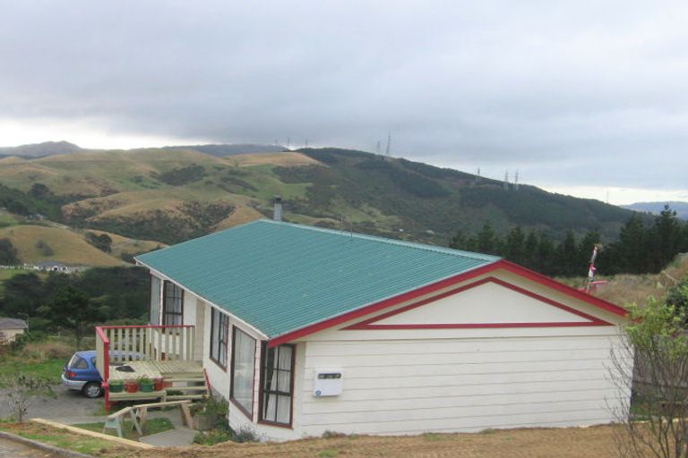 Photo of property in 5 Caroni Way, Grenada Village, Wellington, 6037