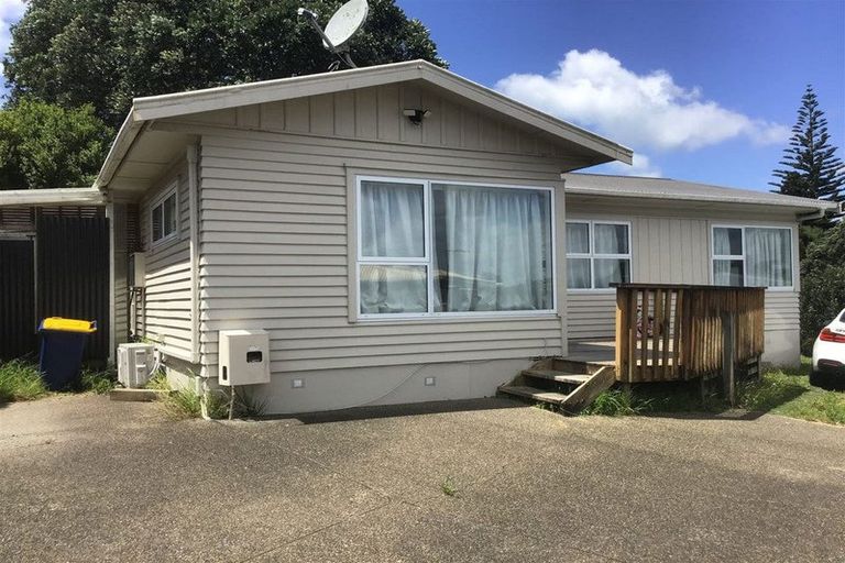 Photo of property in 40a Peach Road, Glenfield, Auckland, 0629
