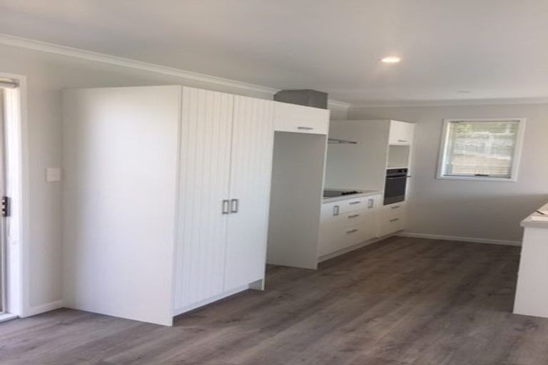 Photo of property in 11a Rishworth Avenue, Stanmore Bay, Whangaparaoa, 0932