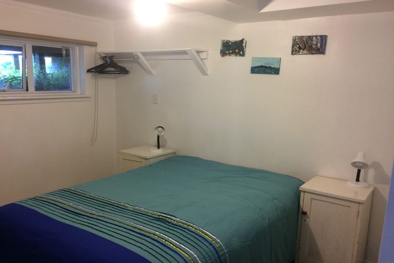 Photo of property in 16 Toroa Road, Otaihanga, Paraparaumu, 5036