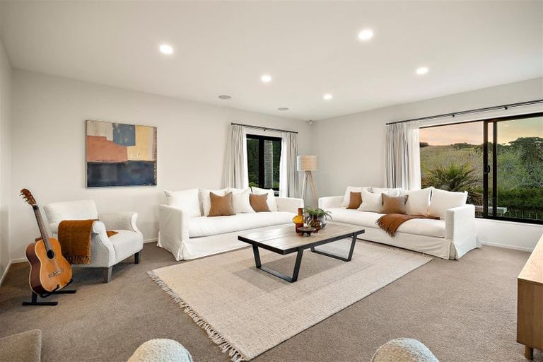 Photo of property in 883 Peak Road, Helensville, 0875