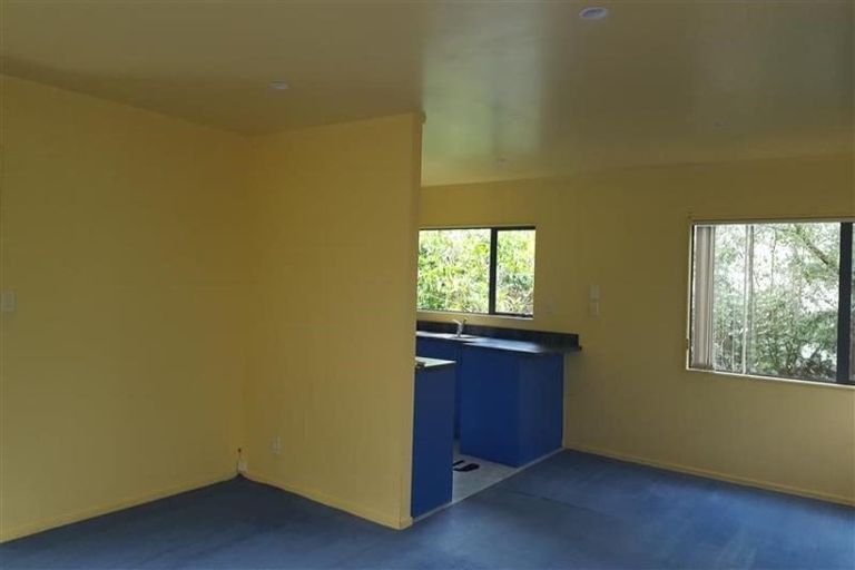 Photo of property in 9g View Road, Glenfield, Auckland, 0627