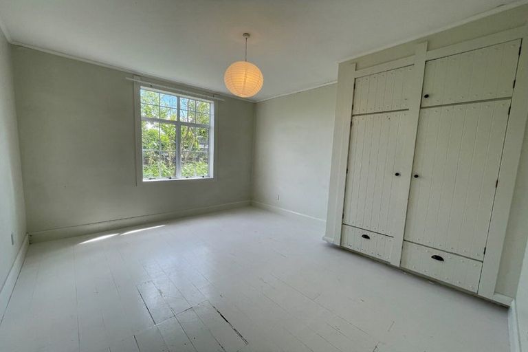 Photo of property in 20 Middle Road, Havelock North, 4130